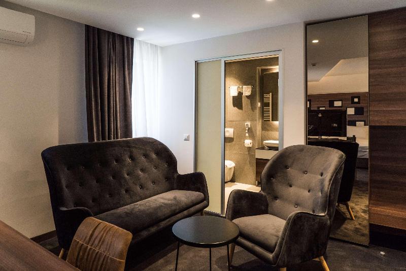 Best Western Premier Natalija Residence - Oda