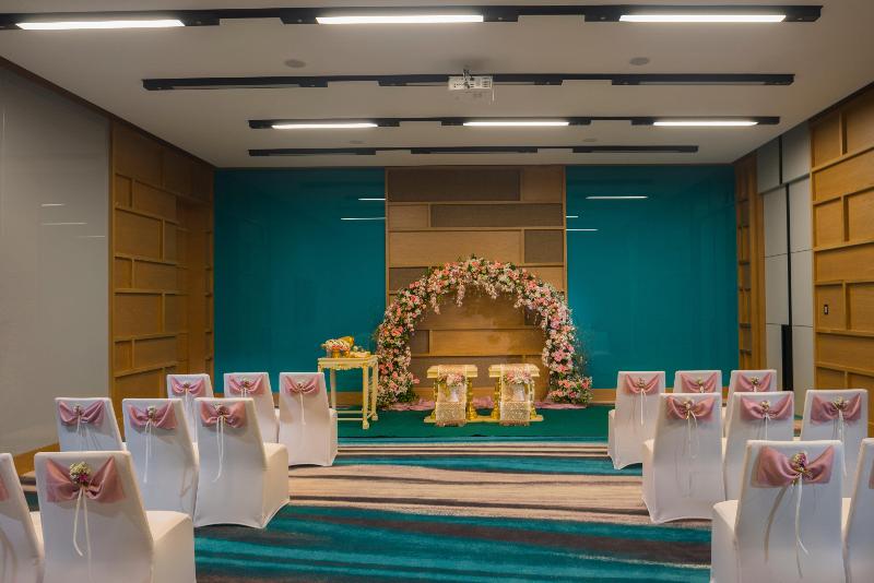 Holiday Inn Resort Vana Nava Hua Hin - Toplantı