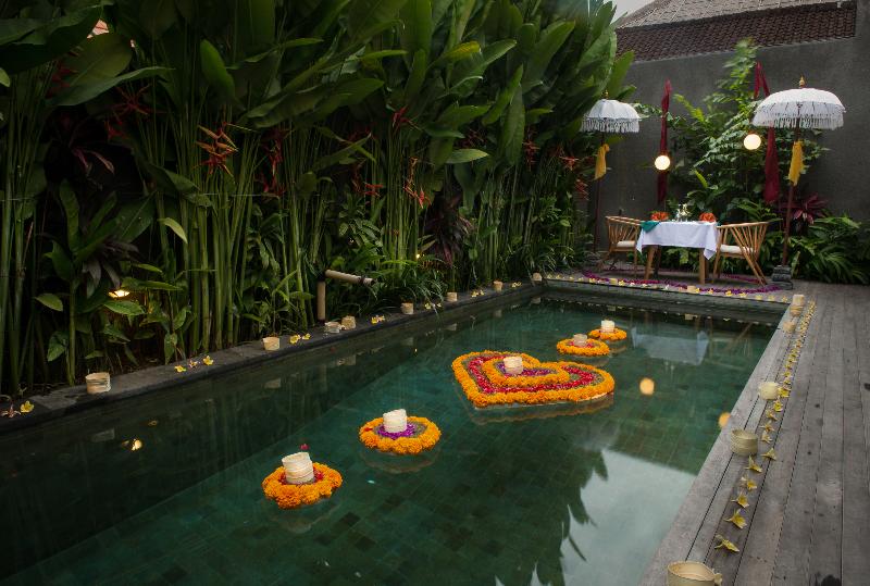 Purana Boutique Resort - Havuz