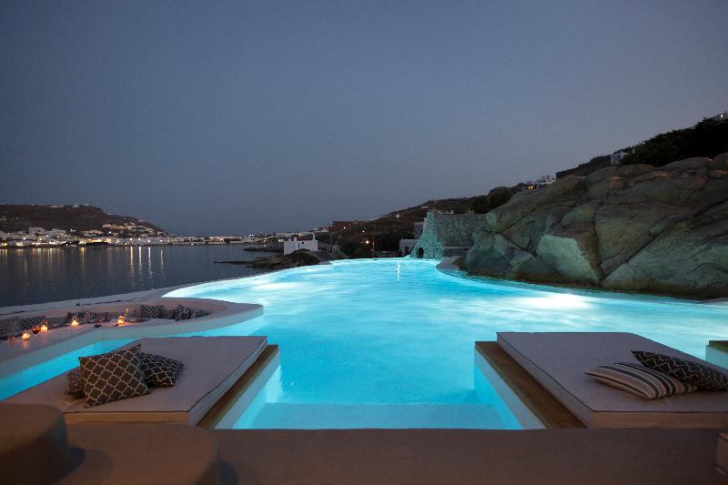 Dreambox Mykonos Suites - Havuz