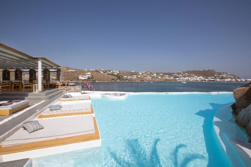 Dreambox Mykonos Suites - Havuz