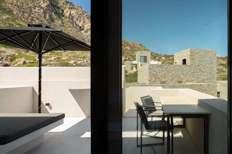 Milos Cove Hotel - Oda