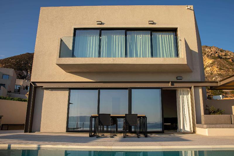 Milos Cove Hotel - Oda