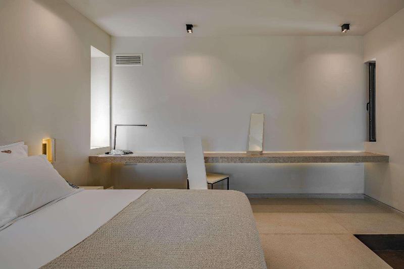 Milos Cove Hotel - Oda