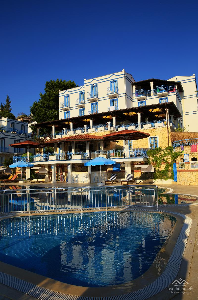 Soothe Hotel - Havuz