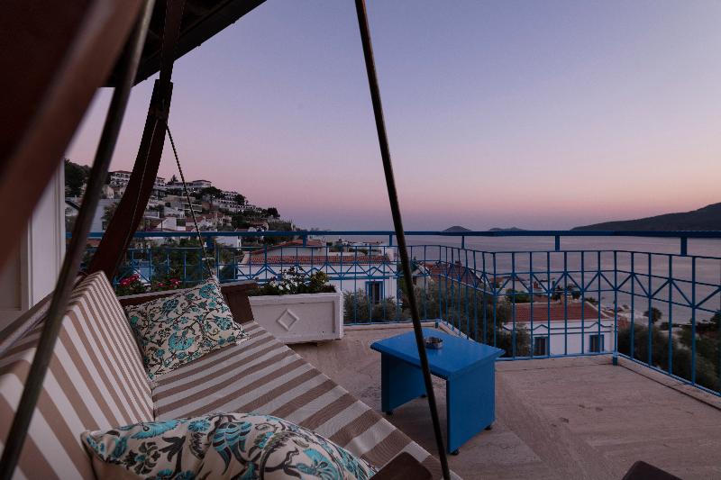 Soothe Hotel - Teras