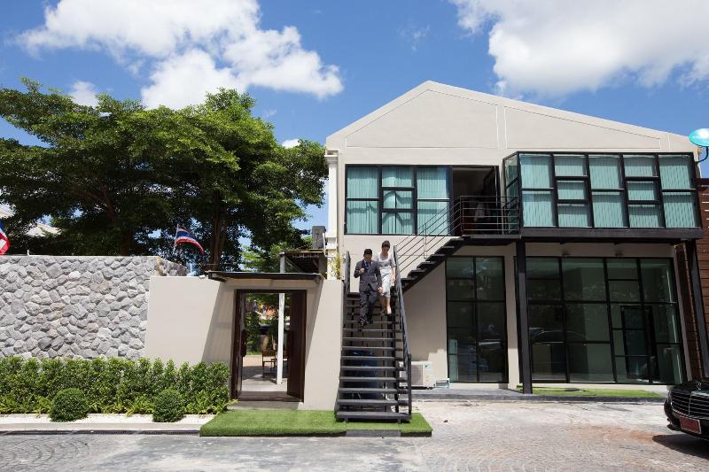 Natee The Riverfront Hotel Kanchanaburi - Genel
