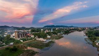 Natee The Riverfront Hotel Kanchanaburi fotoÄŸrafÄ±