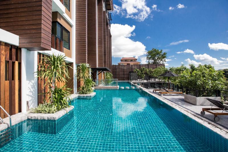 Natee The Riverfront Hotel Kanchanaburi - Havuz
