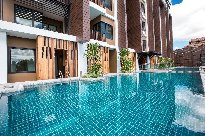 Natee The Riverfront Hotel Kanchanaburi - Havuz