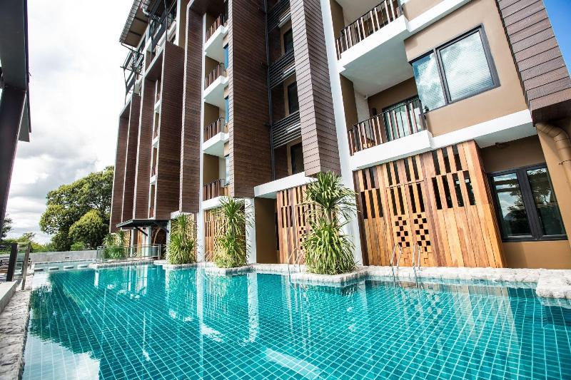 Natee The Riverfront Hotel Kanchanaburi - Havuz