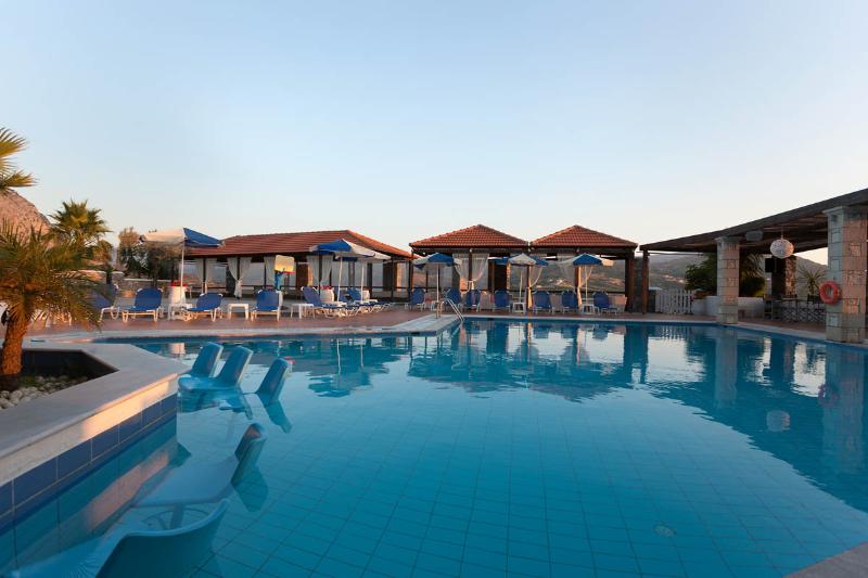 Rastoni Hotel - Havuz