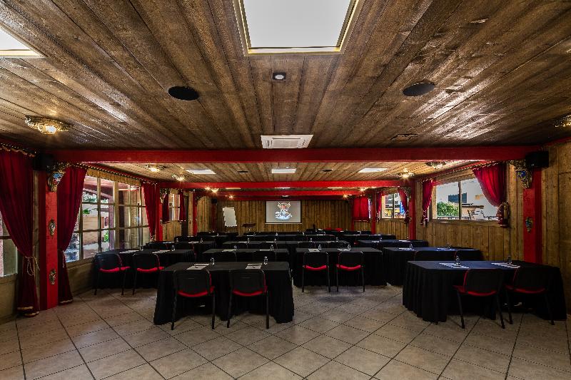 Hôtel Cap Pirate - Toplantı
