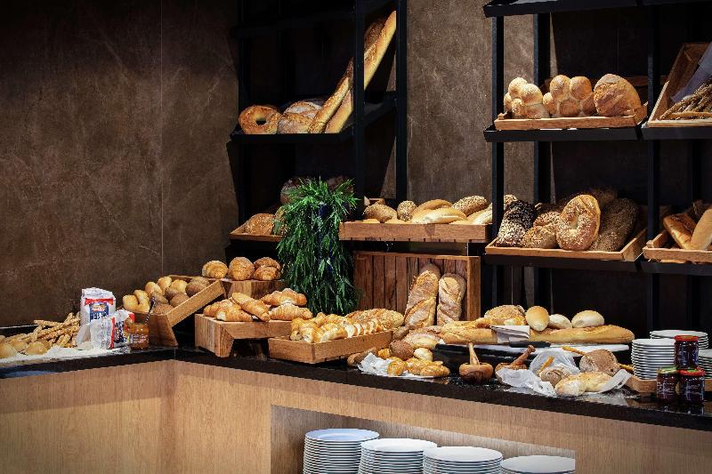 Hilton Garden Inn Tirana, Albania - Restoran