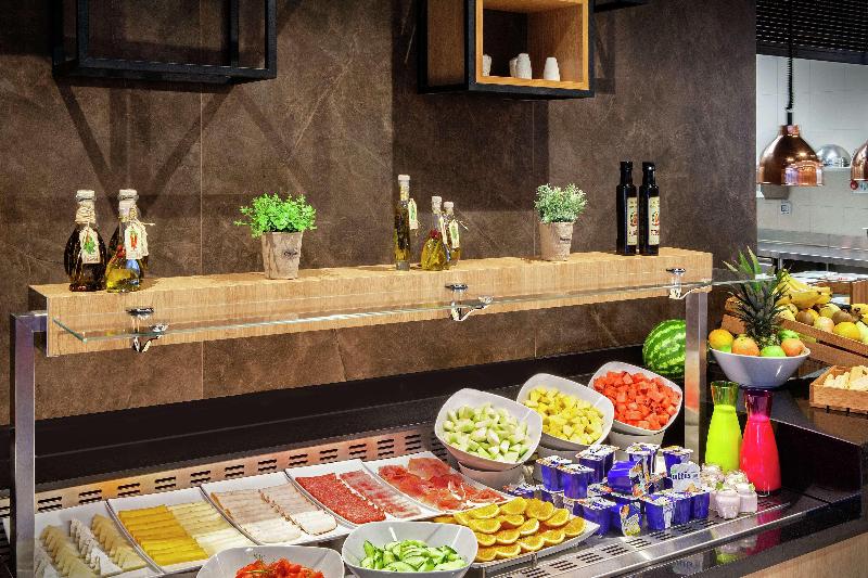 Hilton Garden Inn Tirana, Albania - Restoran