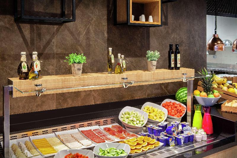 Hilton Garden Inn Tirana, Albania - Restoran