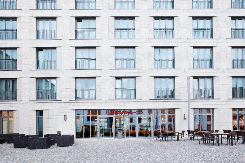 Hampton by Hilton Dortmund Phoenix See - Genel