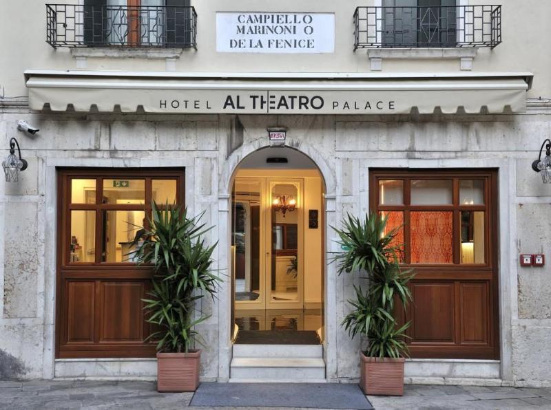 Al Theatro Palace - Genel