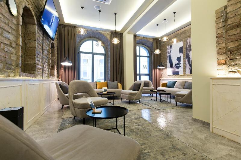 Marquise Hotel - Lobi