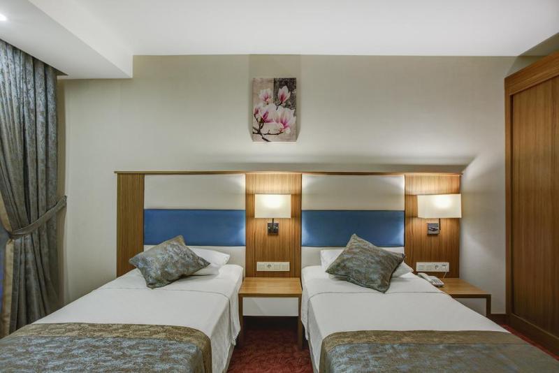 Marpessa Blue Beach Hotel - Oda