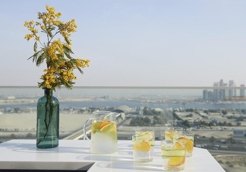 Form Hotel Dubai - Bar