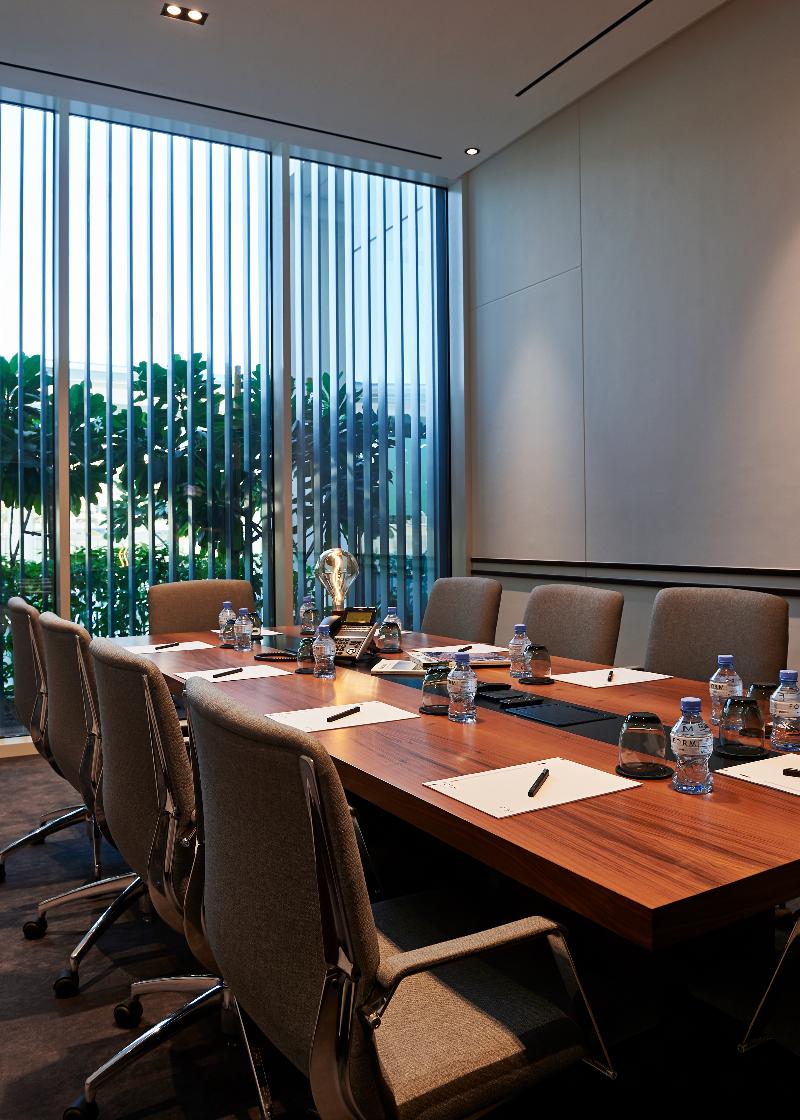 Form Hotel Dubai - Toplantı