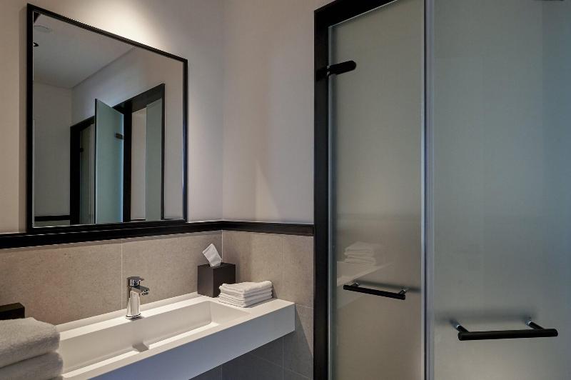 Form Hotel Dubai - Oda