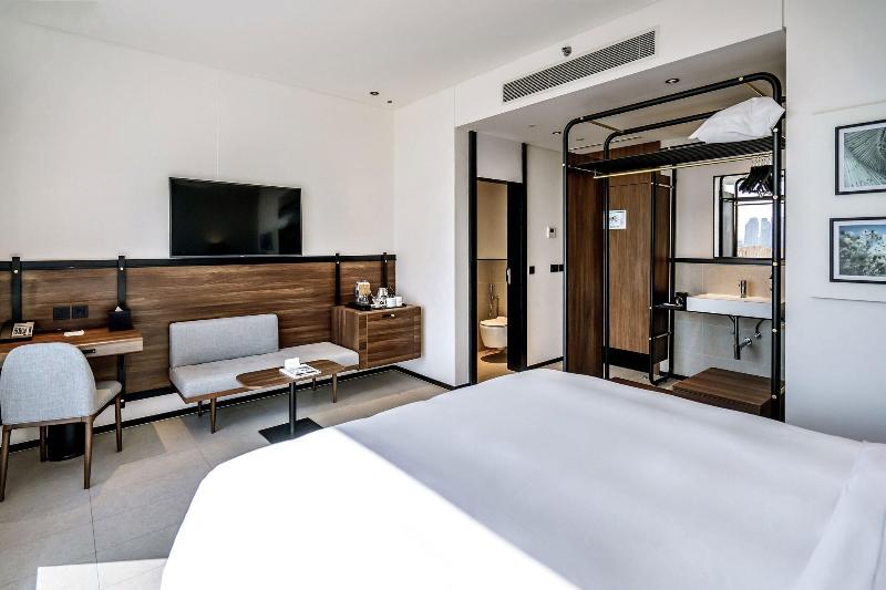 Form Hotel Dubai - Oda