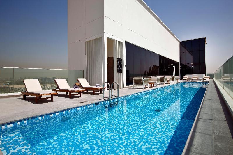 Form Hotel Dubai - Havuz