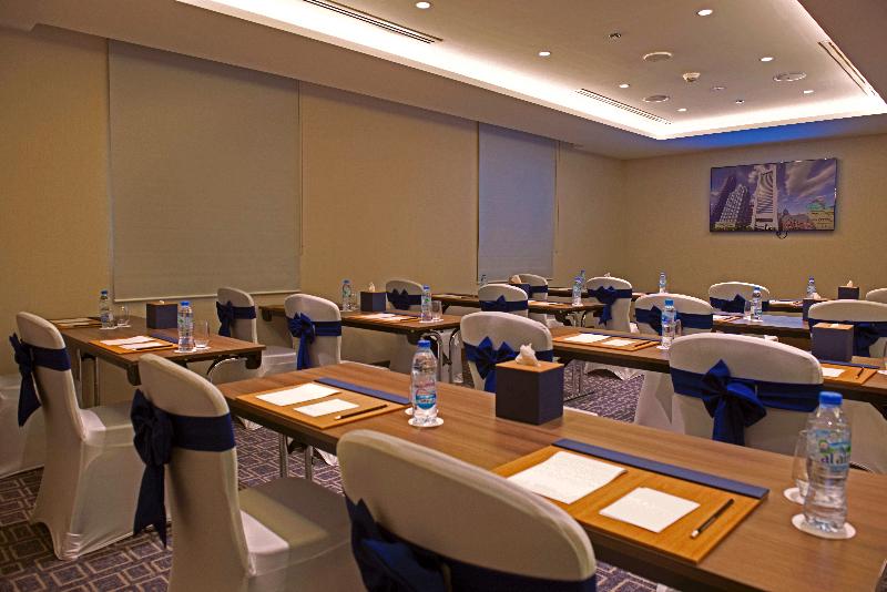 MENA Plaza Hotel Albarsha - Toplantı