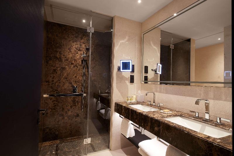 Hilton Belgrade - Oda
