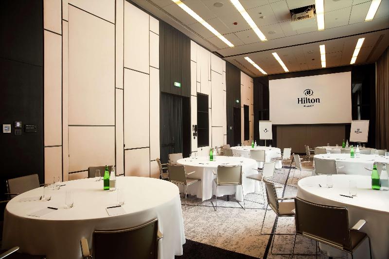 Hilton Belgrade - Oda