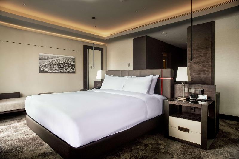 Hilton Belgrade - Oda