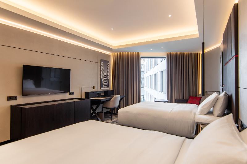 Hilton Belgrade - Oda