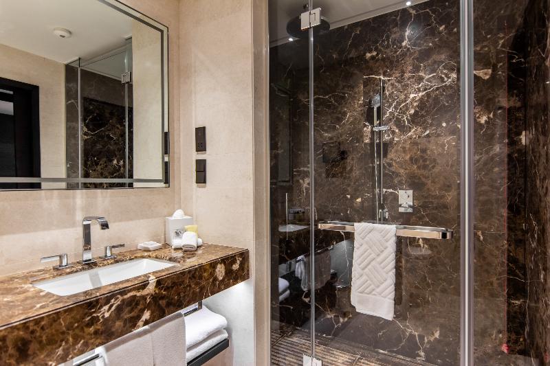 Hilton Belgrade - Oda