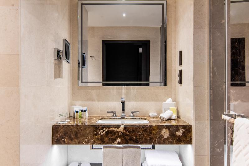 Hilton Belgrade - Oda