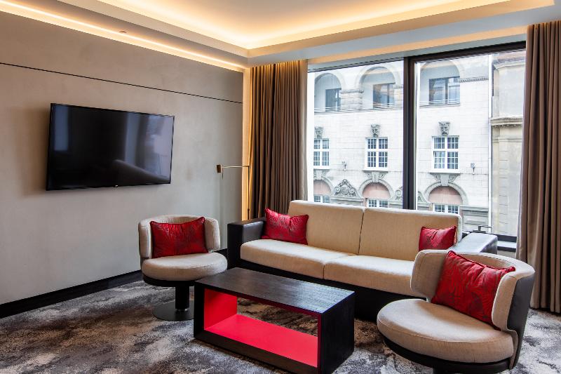 Hilton Belgrade - Oda