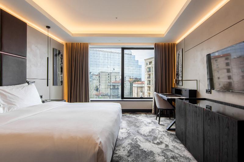 Hilton Belgrade - Oda