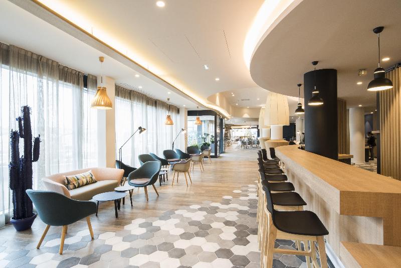 Holiday Inn Express Paris - CDG Airport - Bar