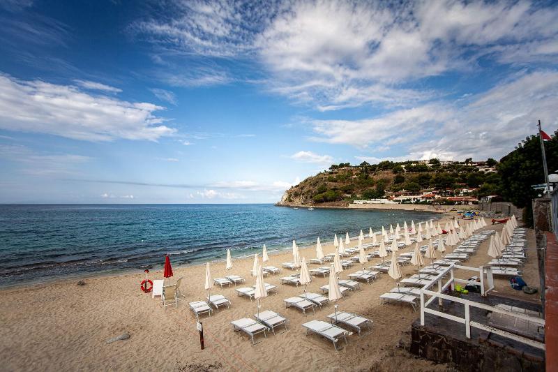 Villaggio Baia D'Ercole - Plaj