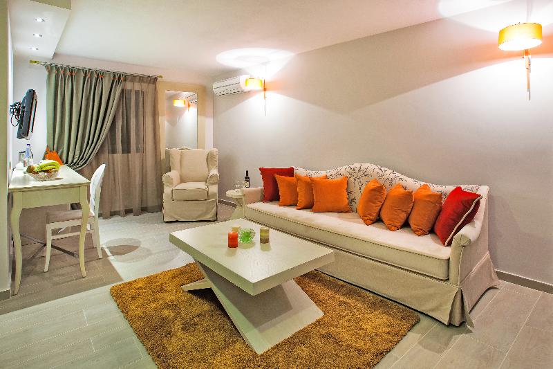Core Hotel - Oda