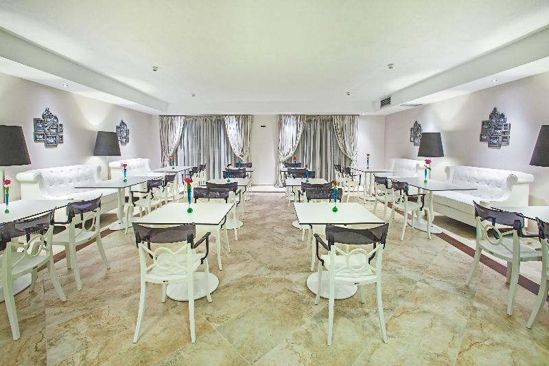 Core Hotel - Restoran