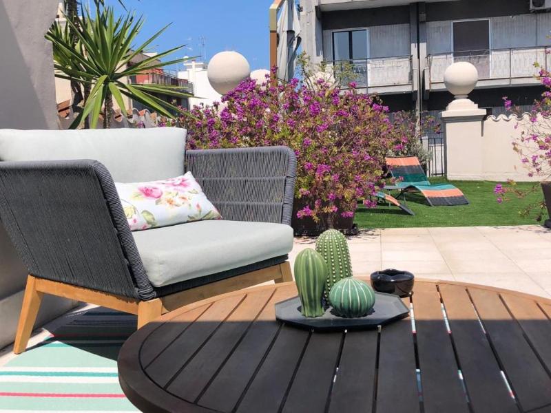 200 Rooms & Terrace - Genel