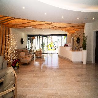 HL Miraflor Suites fotoÄŸrafÄ±