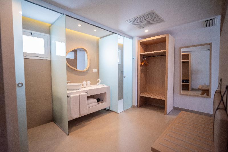HL Miraflor Suites - Oda