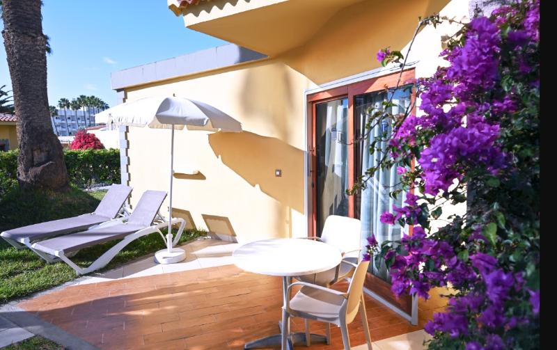 HL Miraflor Suites - Oda