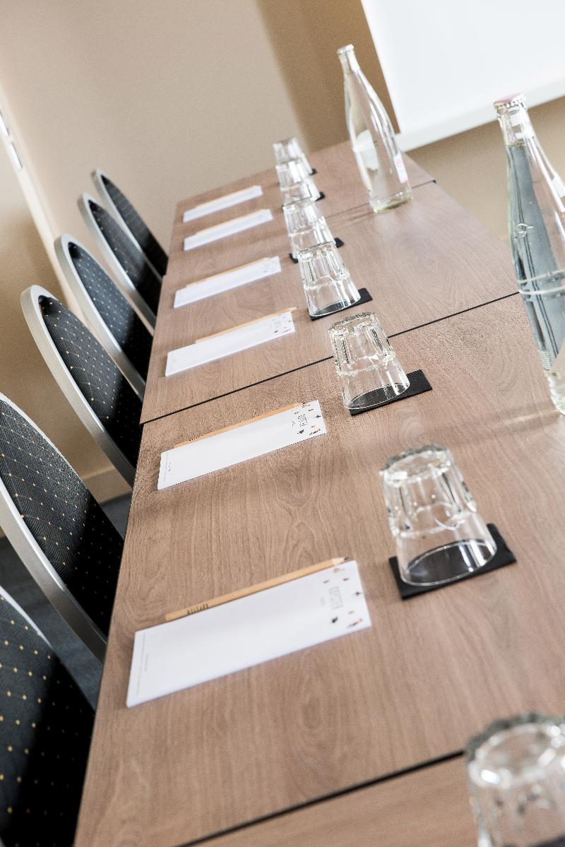 Kopster Hotel Lyon Groupama Stadium - Toplantı
