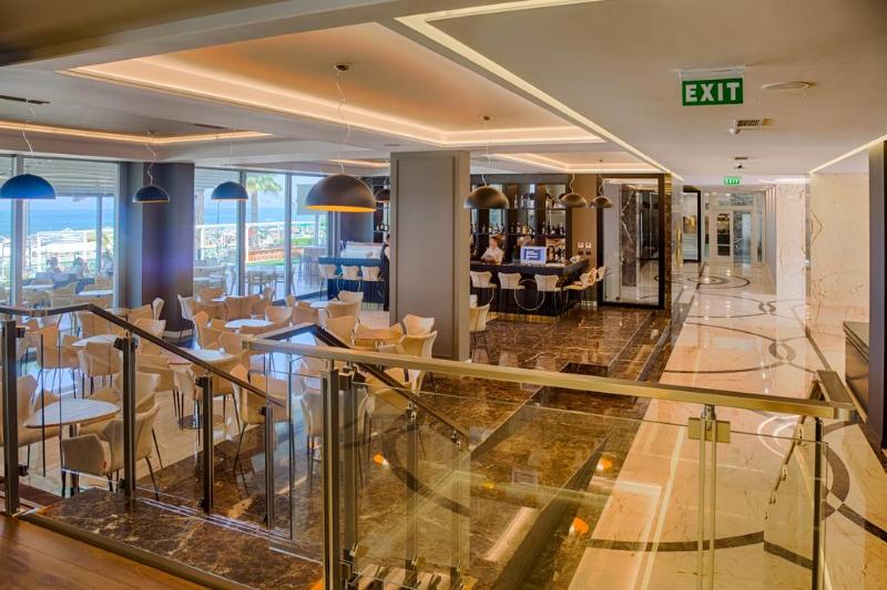 Premium Beach Hotel - Bar