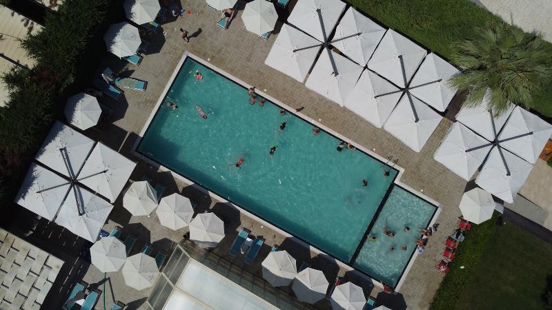 Premium Beach Hotel - Havuz