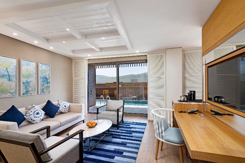 Titanic Luxury Collection Bodrum - Oda